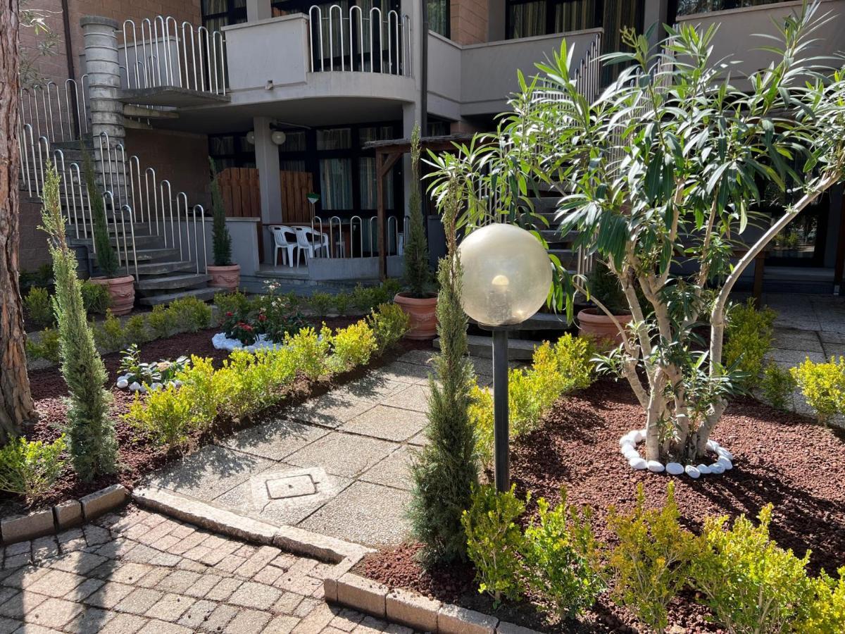 Arcobaleno Village Marina Di Bibbona Exterior foto
