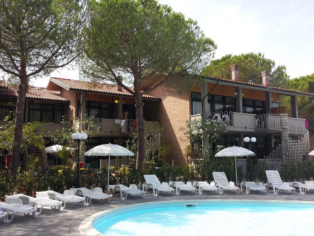 Arcobaleno Village Marina Di Bibbona Zimmer foto